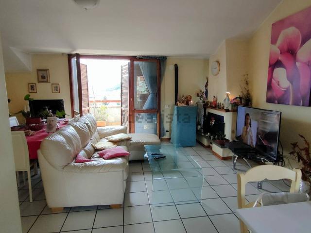 Appartamento in vendita a Val Vomano, Penna Sant'Andrea