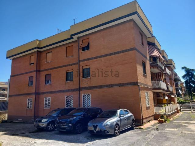 Appartamento in vendita a Campolimpido, Tivoli