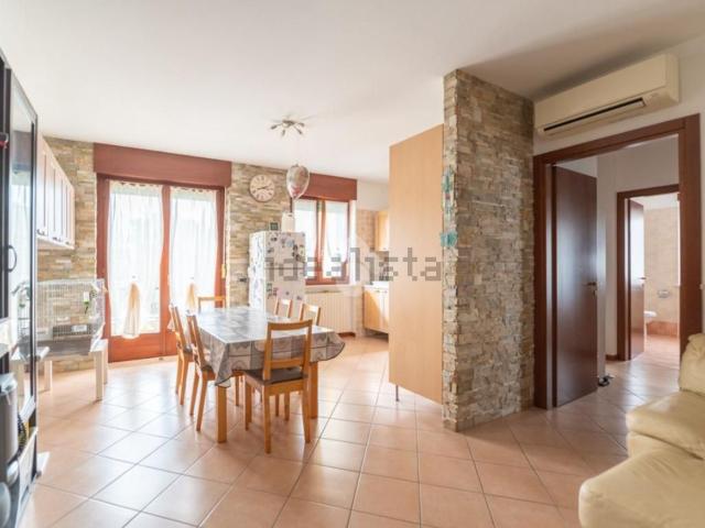 Appartamento in vendita a Dossetto, Villafranca Di Verona