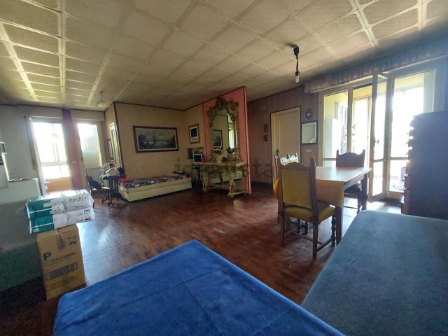 Appartamento in vendita a Miralfiore, Marche