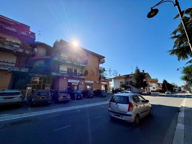 Appartamento in vendita a Guidonia Montecelio, Roma Capitale