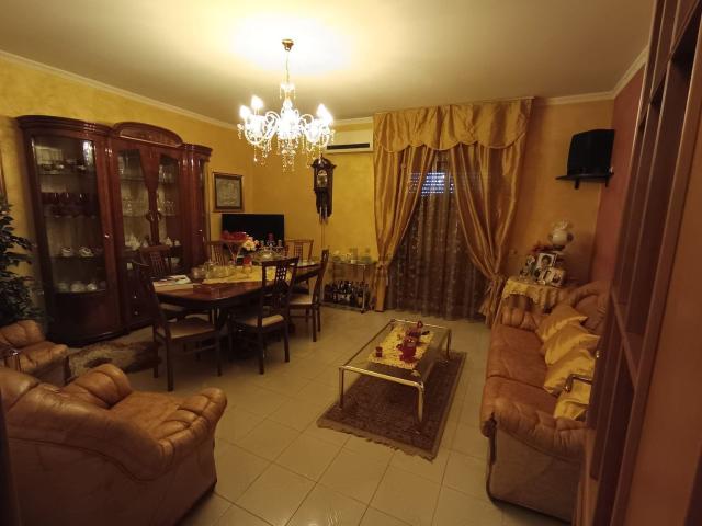 Appartamento in vendita a Carlentini, Sicilia