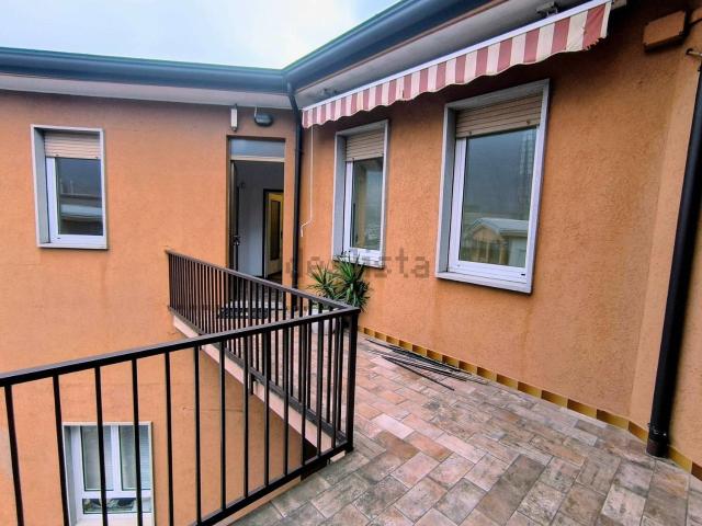 Appartamento in vendita a Civate, Lombardia