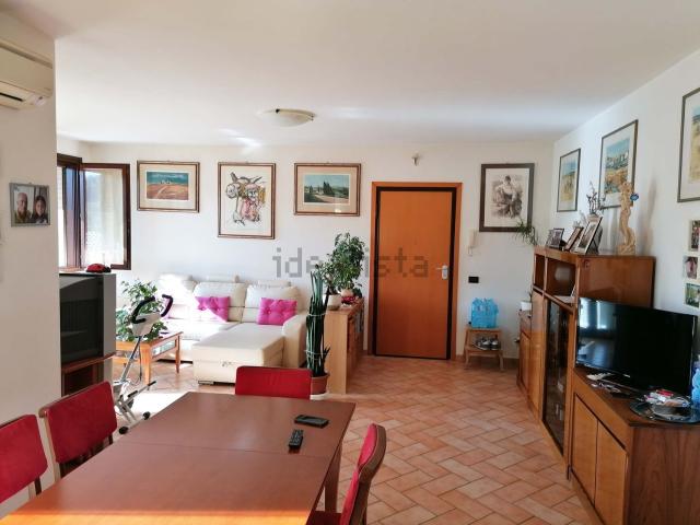 Appartamento in vendita a Marche, Pesaro E Urbino