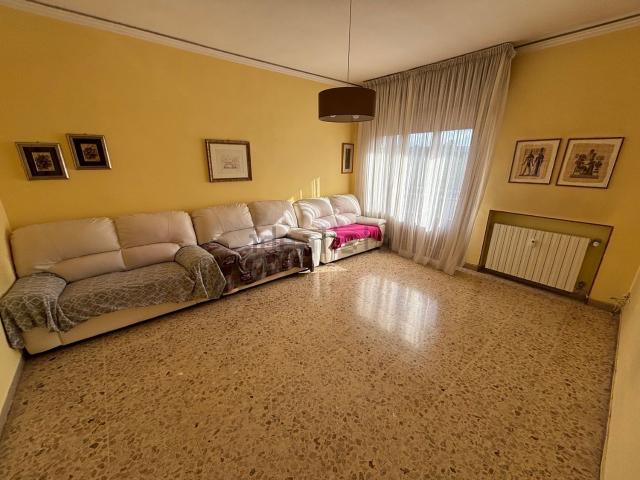 Appartamento in vendita a Unione dei comuni del Distretto Ceramico, Sassuolo