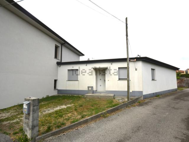 Appartamento in vendita a Paderno, Reana Del Roiale