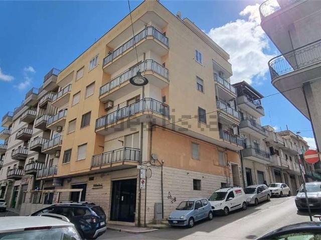 Appartamento in vendita a Puglia, Bari