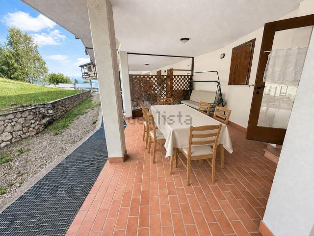 Appartamento in vendita a San Zeno Di Montagna, Veneto