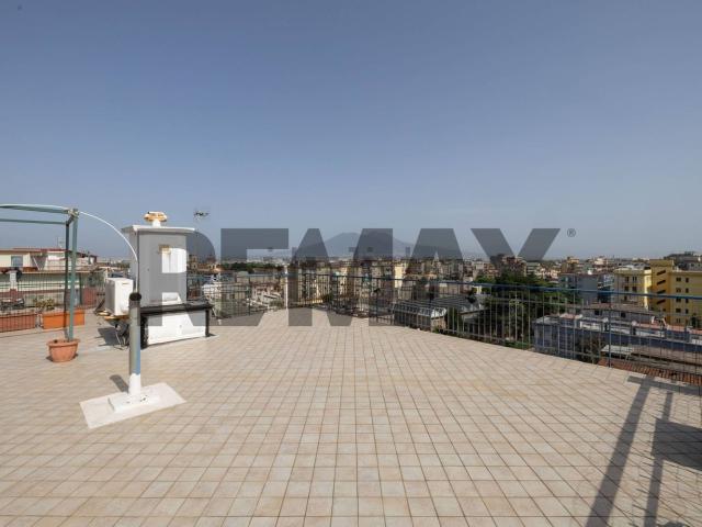 Appartamento in vendita a Casoria, Campania