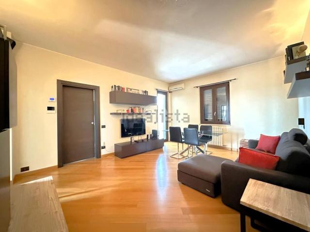 Appartamento in vendita a Santo Stefano Ticino, Lombardia