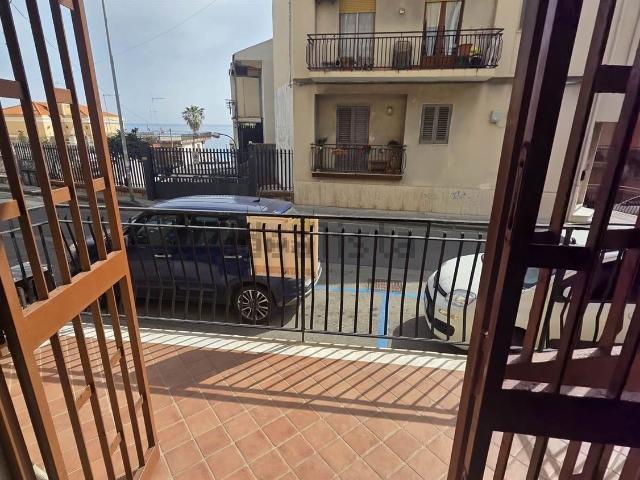 Appartamento in vendita a Barriera, Aci Castello