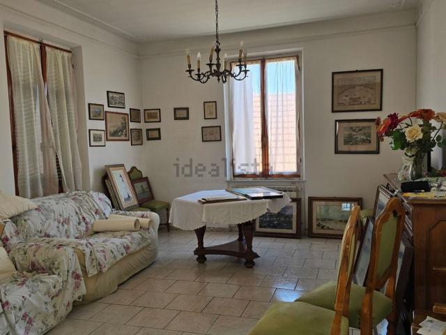Appartamento in vendita a Ameglia, Liguria