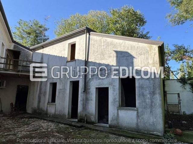 Appartamento in vendita a Ferrara, Reggio Emilia