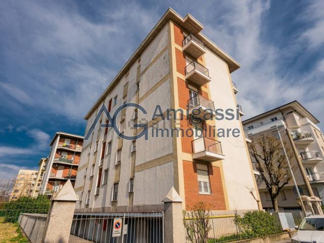 Appartamento in vendita a Boccaleone, Bergamo