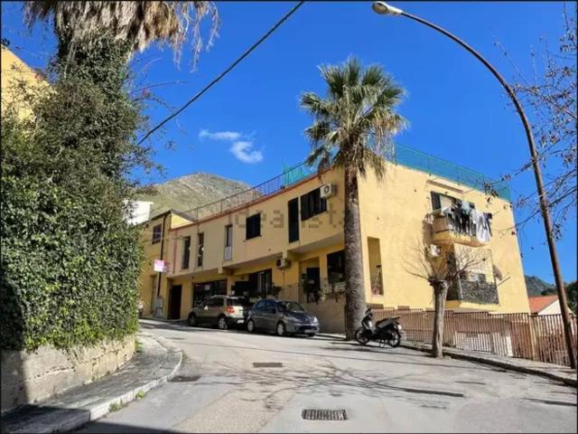 Appartamento in vendita a Scillato, Sicilia