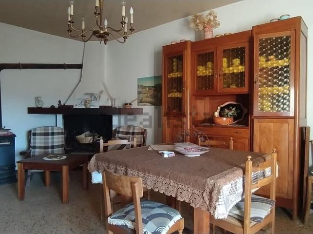 Appartamento in vendita a Unione di comuni Montana Lunigiana, Fosdinovo