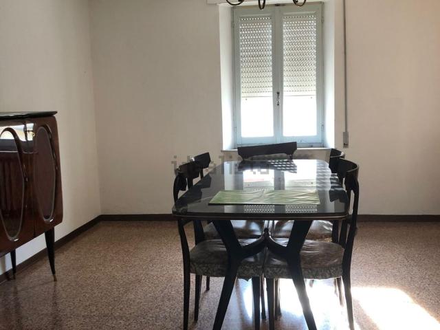 Appartamento in vendita a Varsi, Reggio Emilia