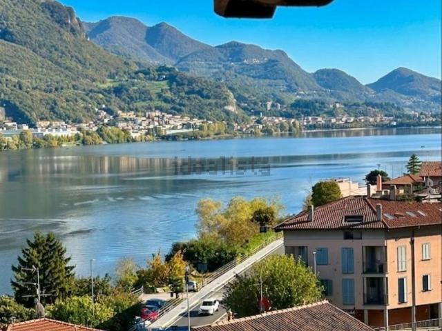 Attico in vendita a Pescate, Lecco