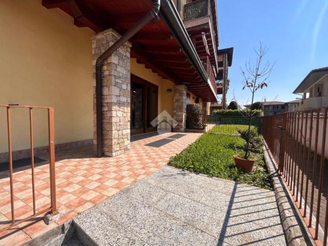 Appartamento in vendita a Pirlotti, Capriolo