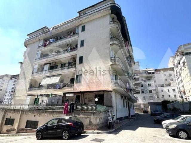Appartamento in vendita a Rione 219, Melito Di Napoli