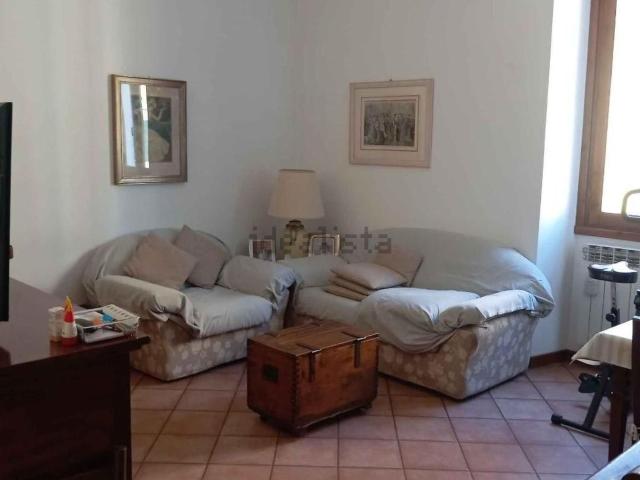 Appartamento in vendita a Lecchi, Toscana