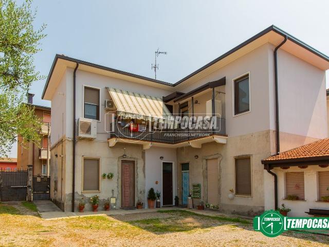 Appartamento in vendita a Busto Arsizio, Lombardia