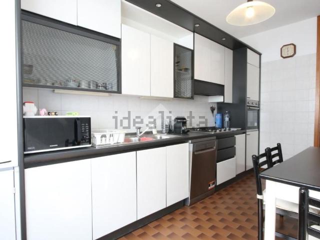 Appartamento in vendita a Como, Lombardia