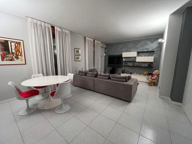 Appartamento in vendita a Asmonte, Ossona