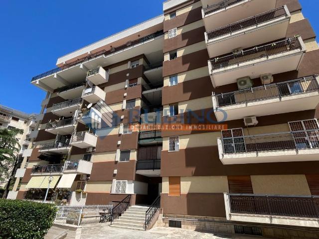 Appartamento in vendita a Municipio 2, Puglia