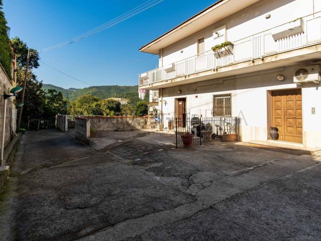 Appartamento in vendita a Salerno, Campania