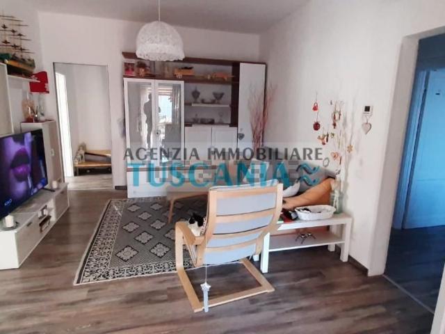 Appartamento in vendita a Cecina, Toscana