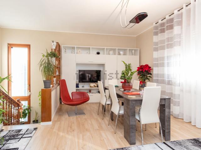 Appartamento in vendita a Nova Milanese, Lombardia