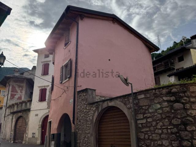 Appartamento in vendita a Comunità della Vallagarina, Ala