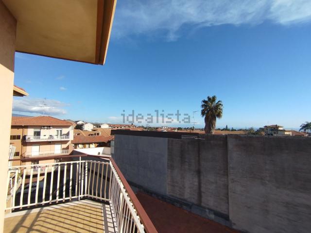 Appartamento in vendita a Aci Sant'antonio, Catania