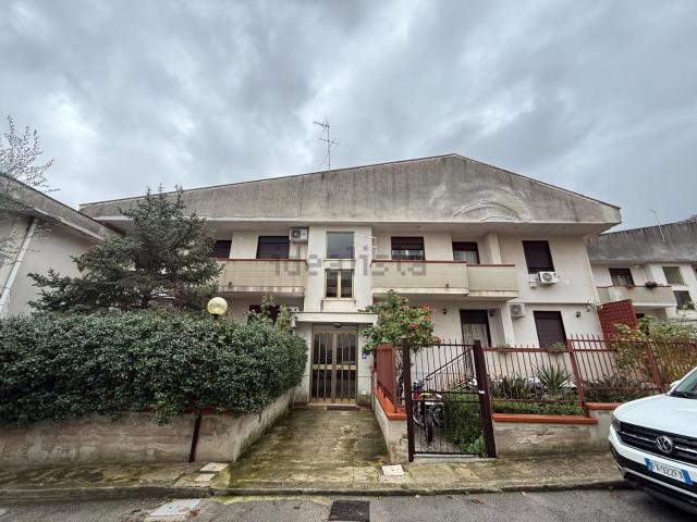 Appartamento in vendita a V Circoscrizione, Palermo