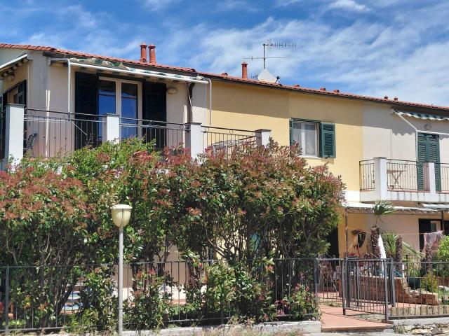 Appartamento in vendita a Poggi Superiore, Imperia