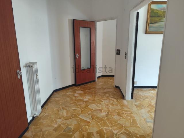 Appartamento in vendita a Centro Est, Serra Riccò