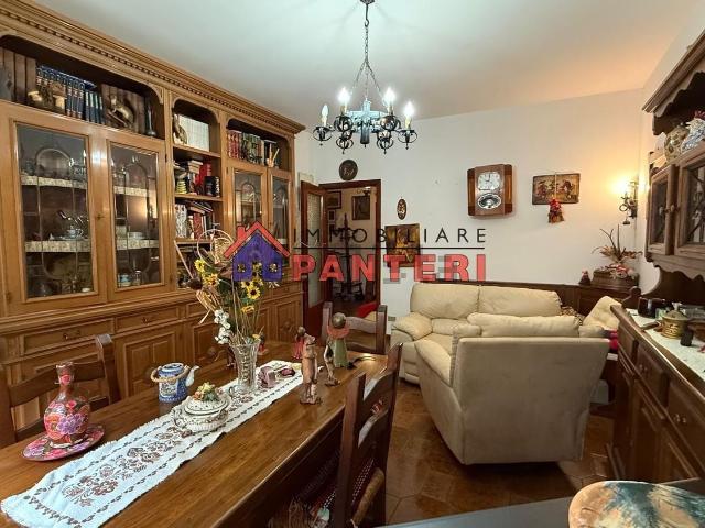 Appartamento in vendita a Uzzano E Castello, Toscana