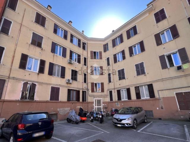 Appartamento in vendita a Passetto, Marche