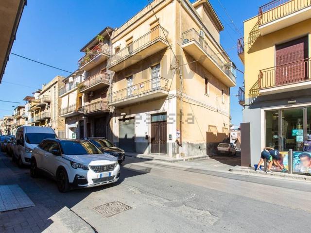 Appartamento in vendita a Palagonia, Catania