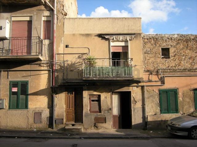 Appartamento in vendita a Quartiere Provvidenza, Caltanissetta