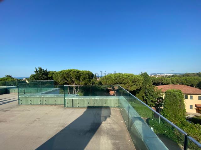 Attico in vendita a Riccione, Reggio Emilia