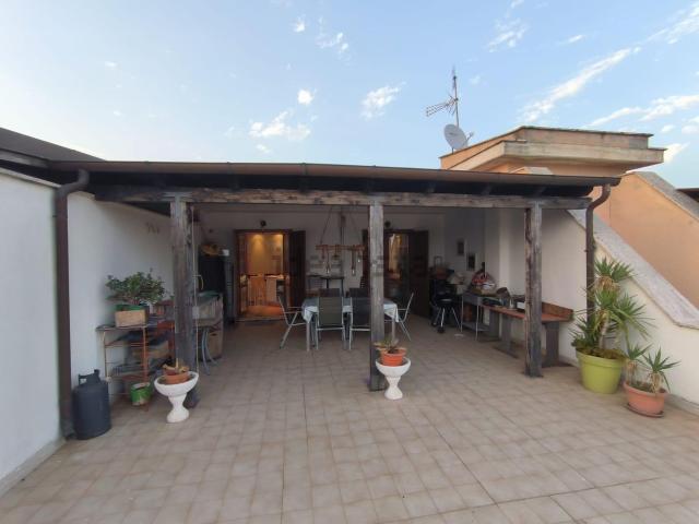 Appartamento in vendita a Villaggio Nettuno, Latina