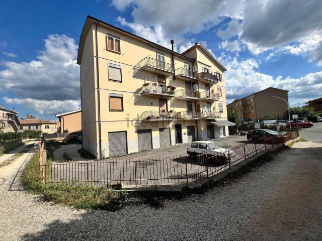 Appartamento in vendita a Ronciglione, Lazio