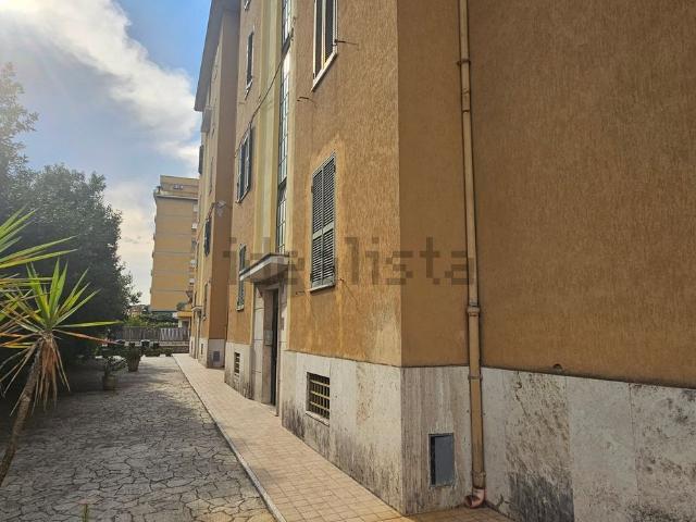 Appartamento in vendita a Frosinone, Lazio