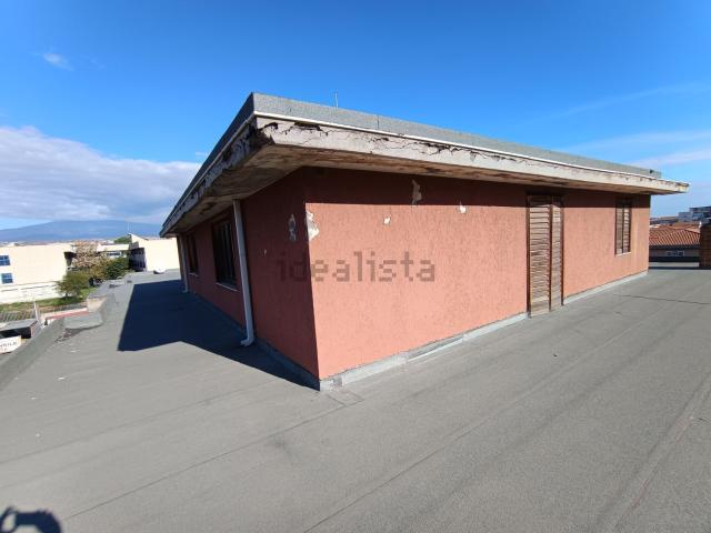 Attico in vendita a Monte Po-Nesima-San Leone-Rapisardi, Catania