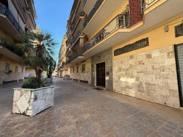 Appartamento in vendita a La Pietrara, Guidonia