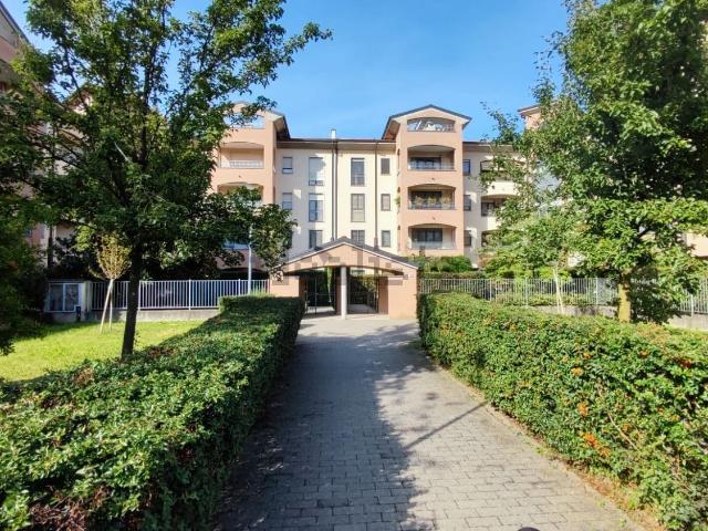 Appartamento in vendita a Sant'Albino, Monza