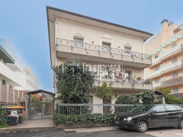 Appartamento in vendita a Alba, Riccione