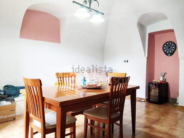 Appartamento in vendita a Dolceacqua, Liguria
